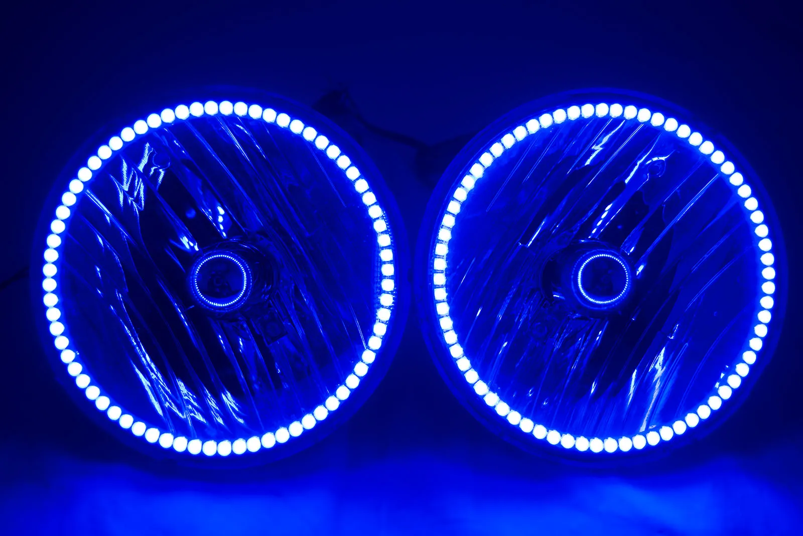 2007-16 Jeep Wrangler JK Headlights - ORACLE ColorSHIFT RGB Halo Kit   1.0 Remote