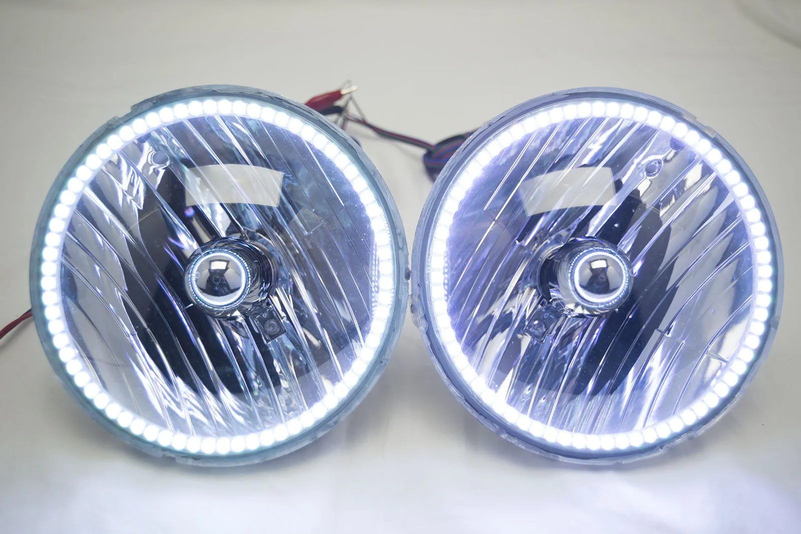 2007-16 Jeep Wrangler JK Headlights - ORACLE ColorSHIFT RGB Halo Kit   1.0 Remote
