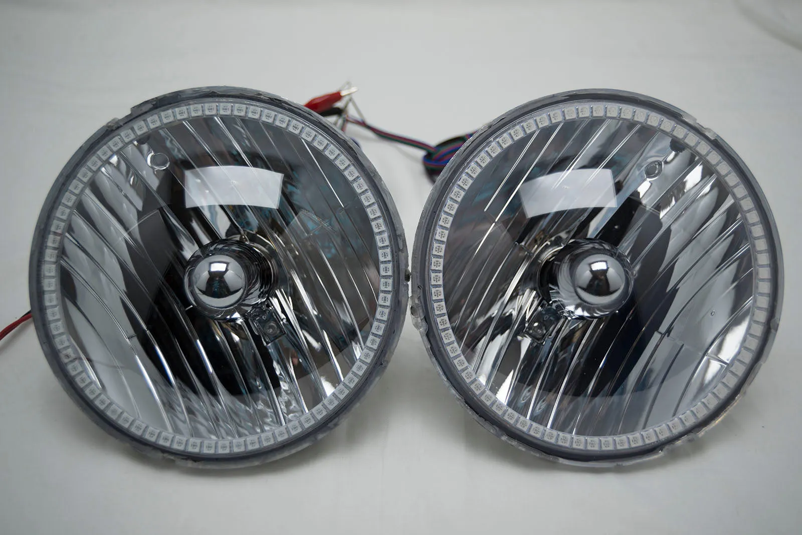 2007-16 Jeep Wrangler JK Headlights - ORACLE ColorSHIFT RGB Halo Kit   1.0 Remote
