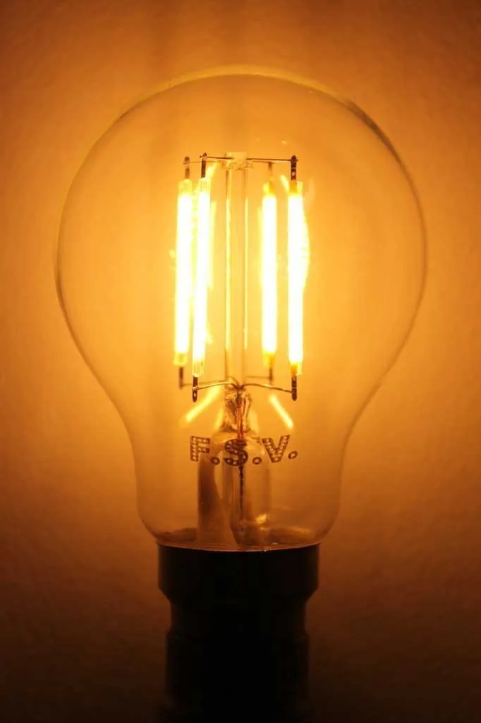 4W E27 Filament LED A60 Round 2200K Bulb Dimmable