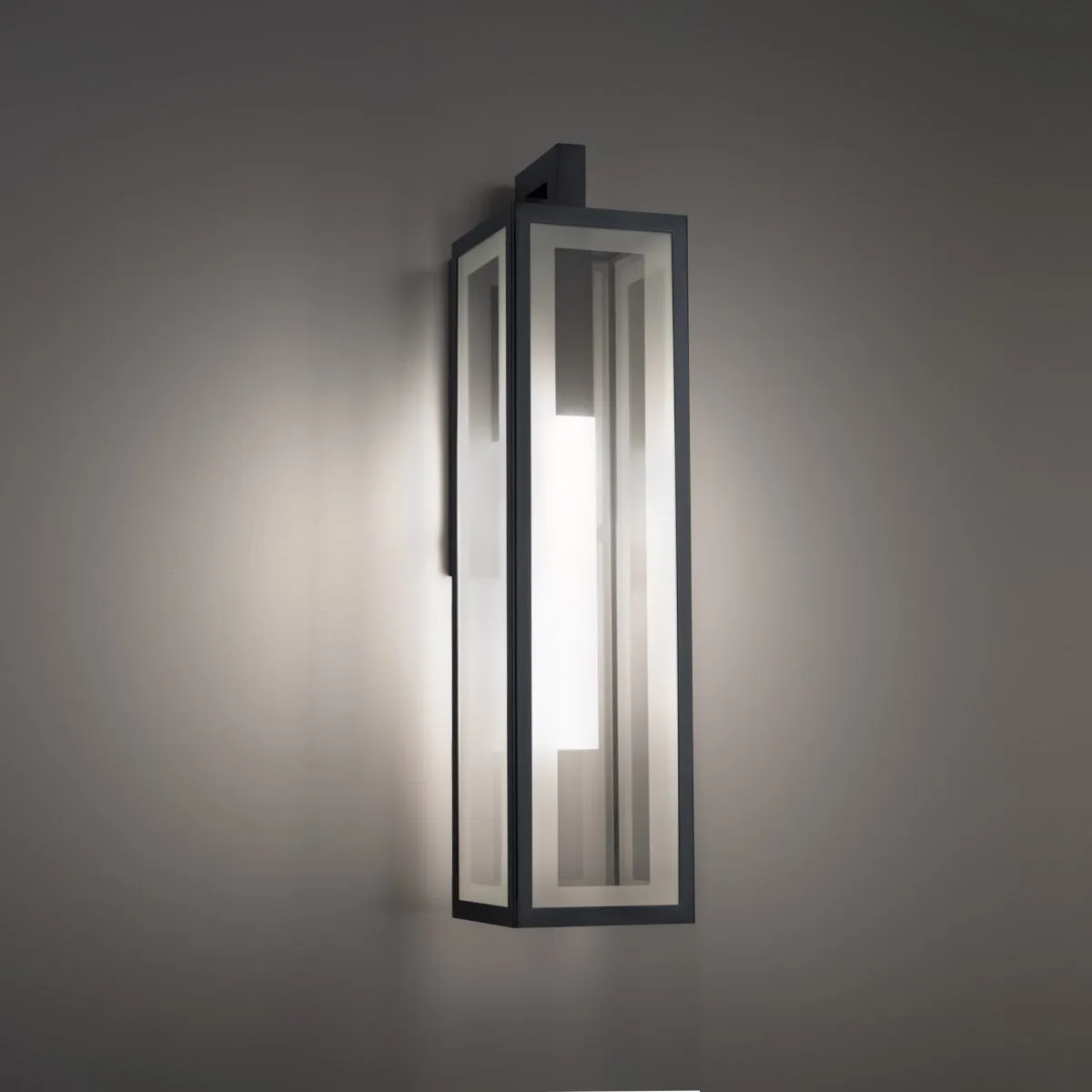 Cambridge LED Outdoor Wall Light