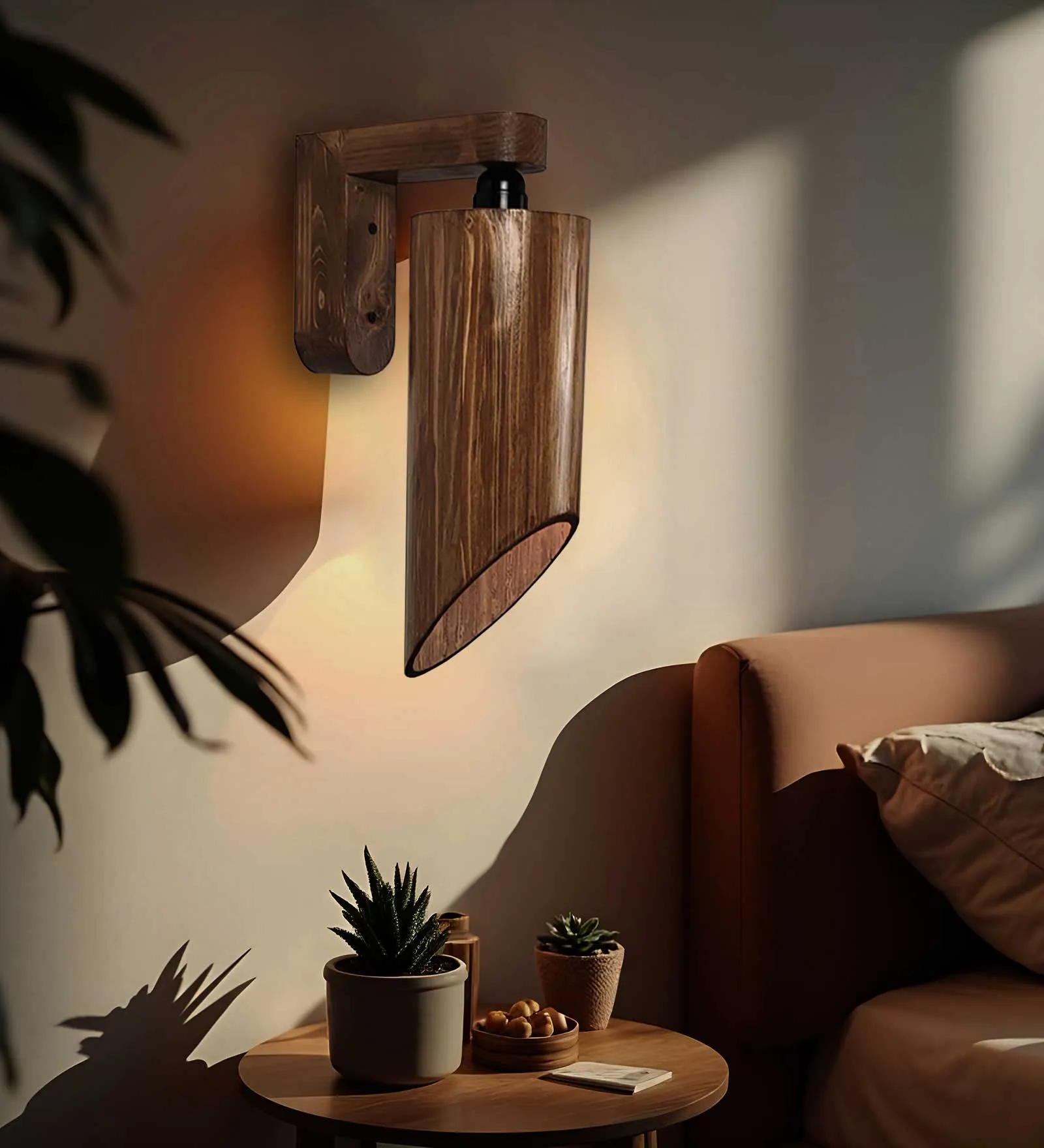 Cedar Brown Wooden Wall Light