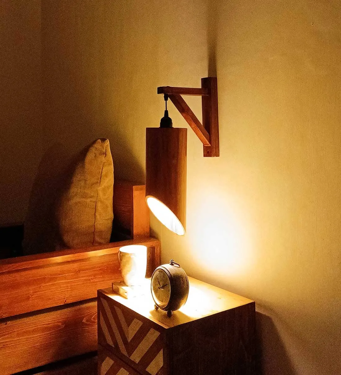 Cedar L Brown Wooden Wall Light