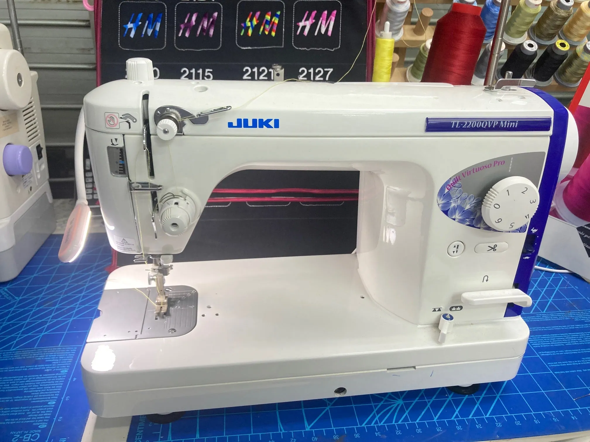 COB Sewing Machine LED Lamp - COB-822 LED Lamp. Size: S, M and L