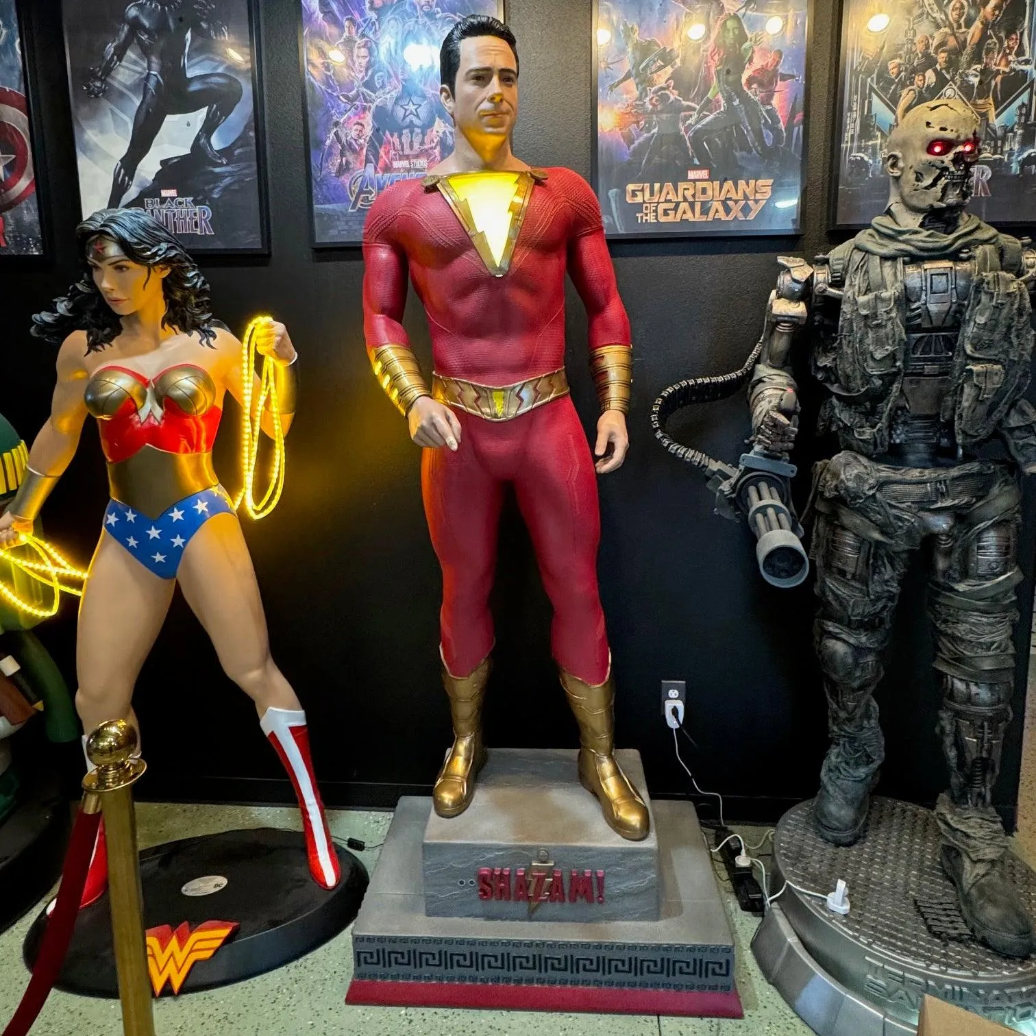 DC Comics SHAZAM with Voice Modular Life Size Statue