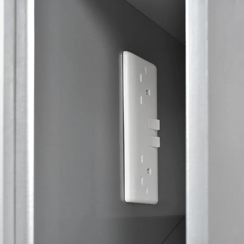 DIR Monarch Styling Station with LED Lighting