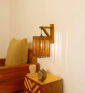 Elegant L Brown Wooden Wall Light