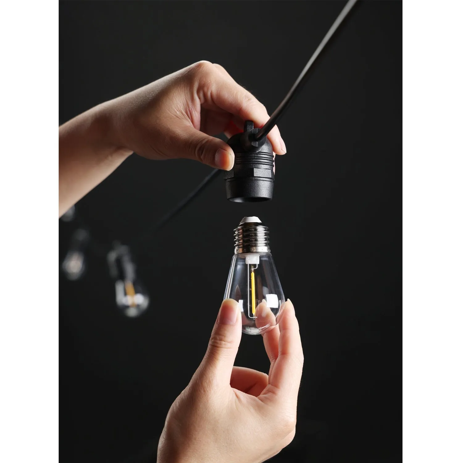 Festoon 2 Solar Kit 10Lt 2700k, Multi-Colour in Black, White