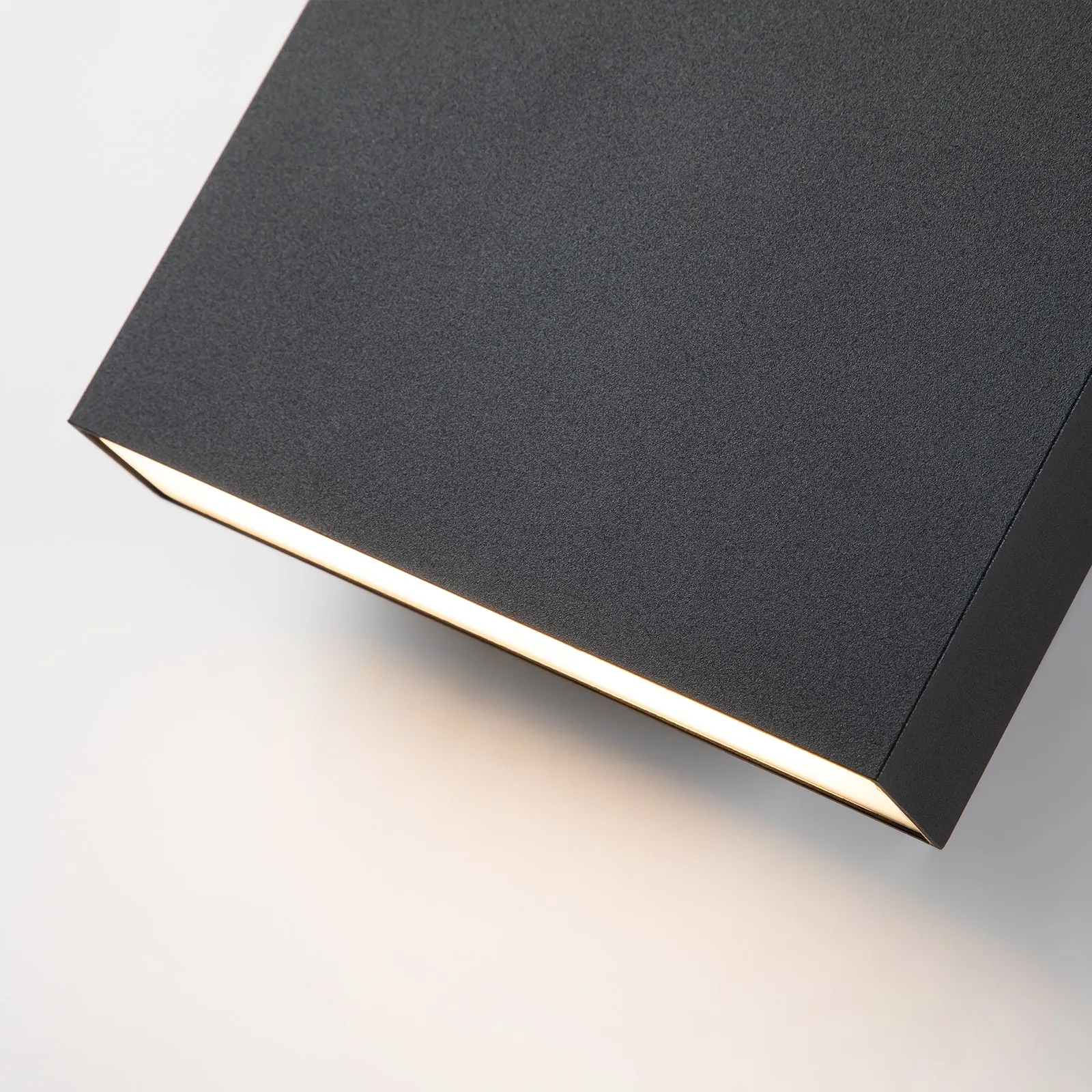 Glowlings 2-Light 10‘’High Modern Integrated Black Outdoor LED Wall Sconce