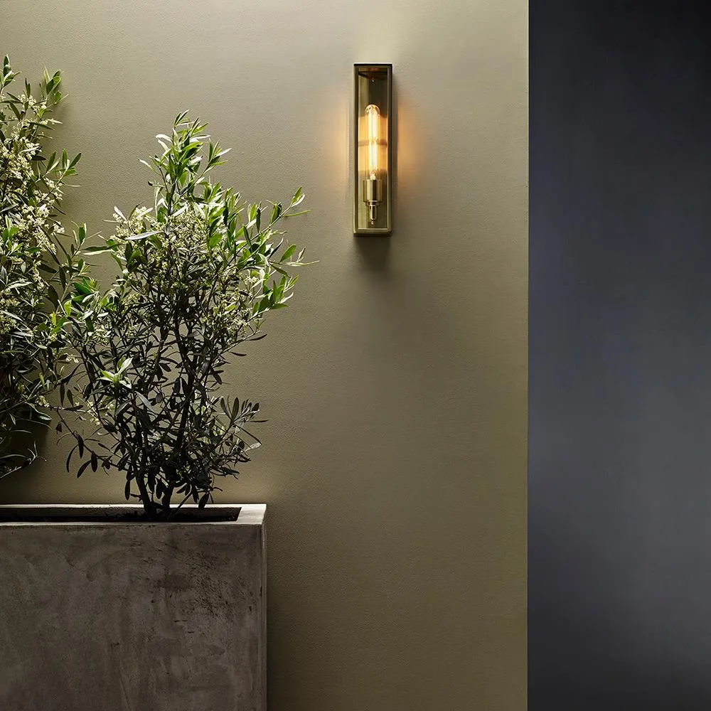 Harvard wall light