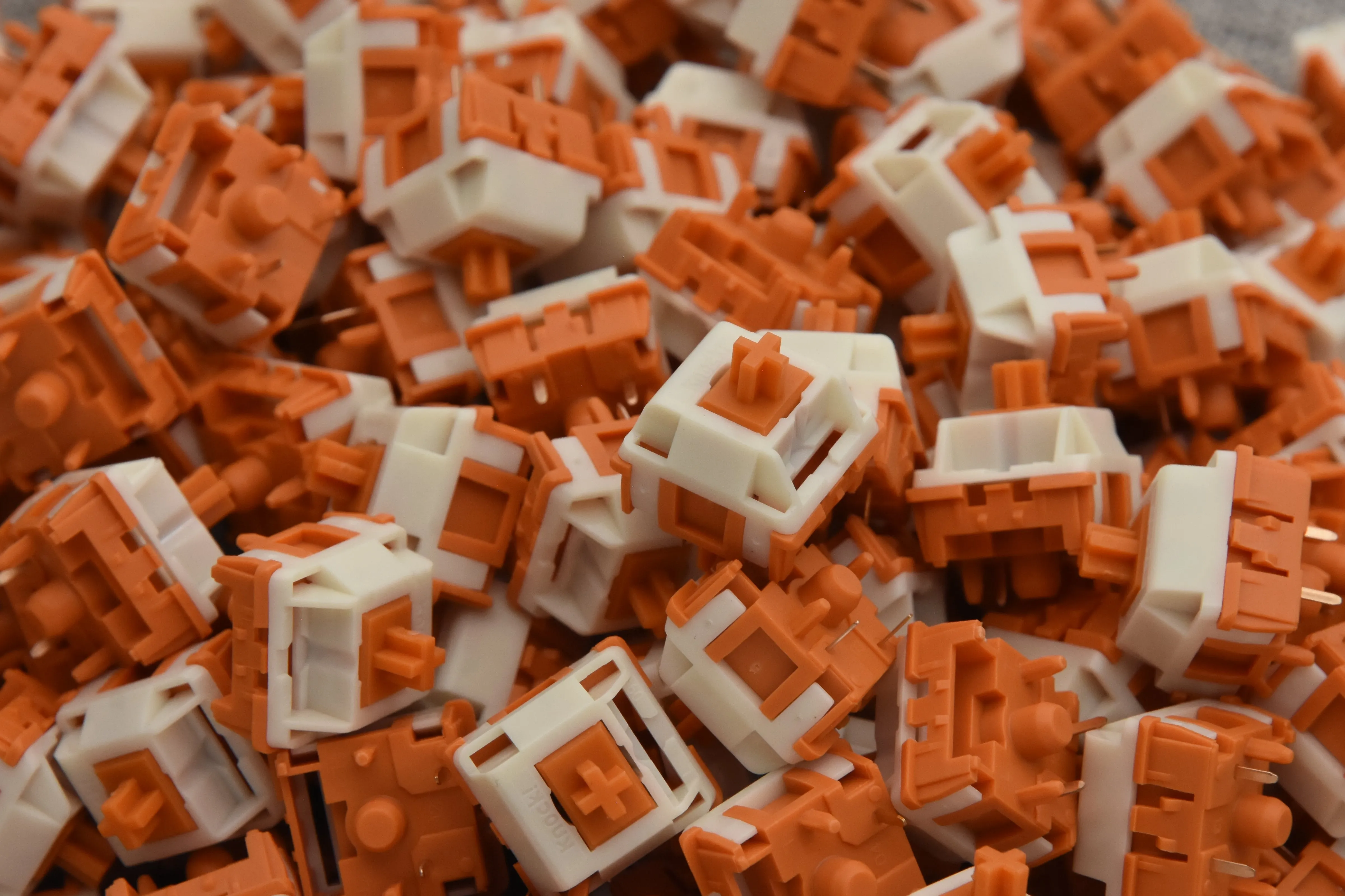 HMX 3.9MM SUNSET GLEAM LINEAR SWITCH FACTORY LUBED EDITION (10PCS)