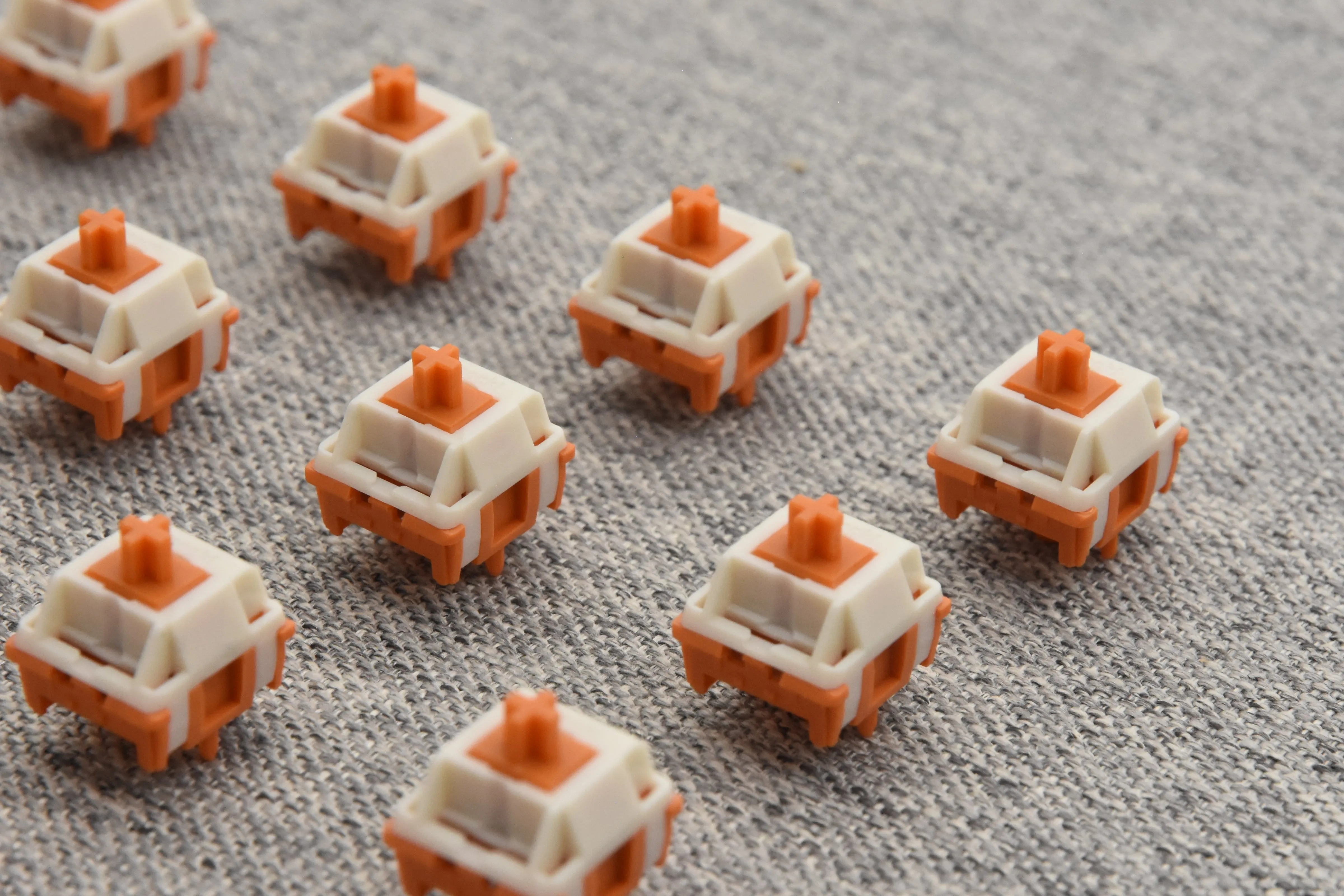 HMX 3.9MM SUNSET GLEAM LINEAR SWITCH FACTORY LUBED EDITION (10PCS)