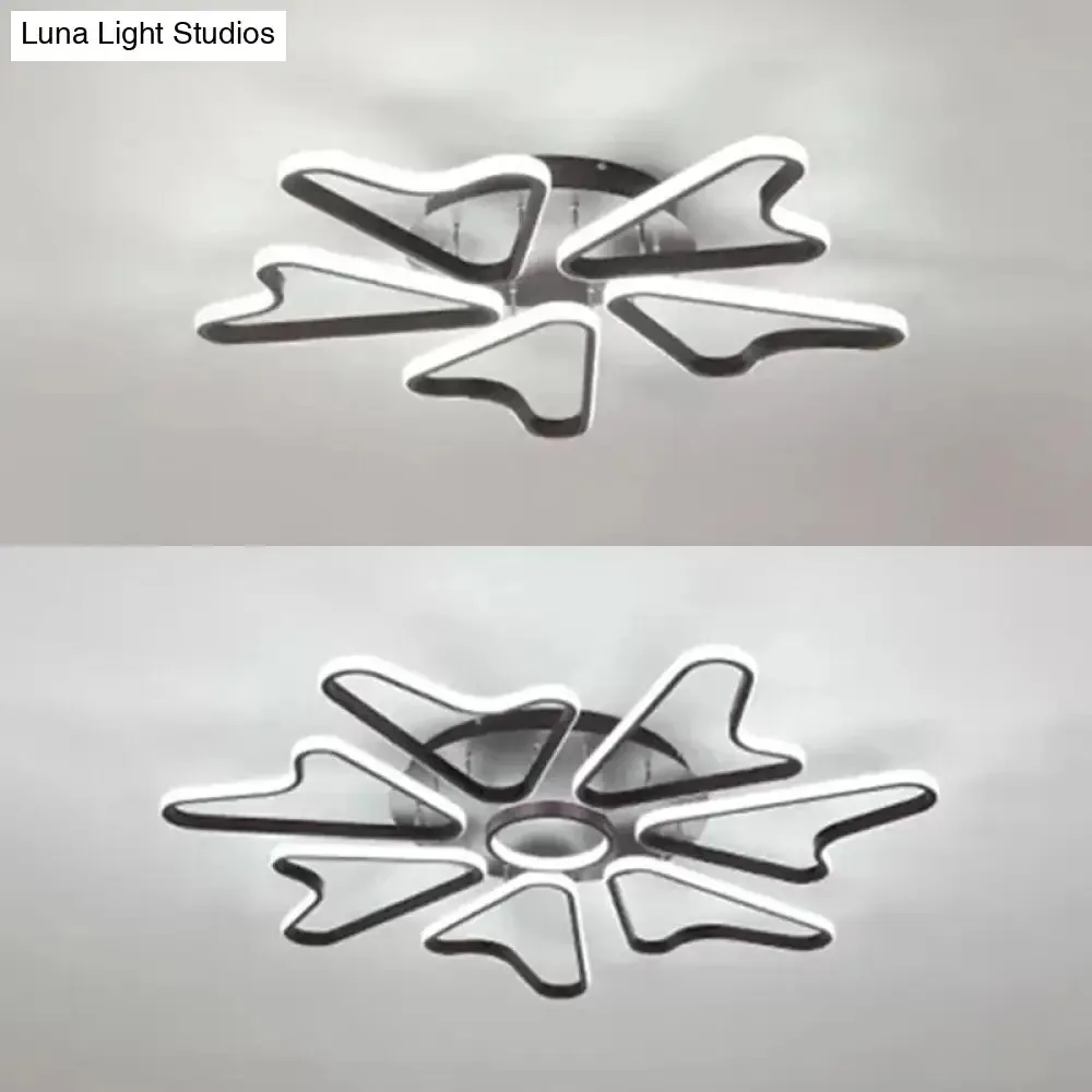 Horn-Shaped LED Ceiling Lamp for Modern Child Bedroom, Made of Acrylic