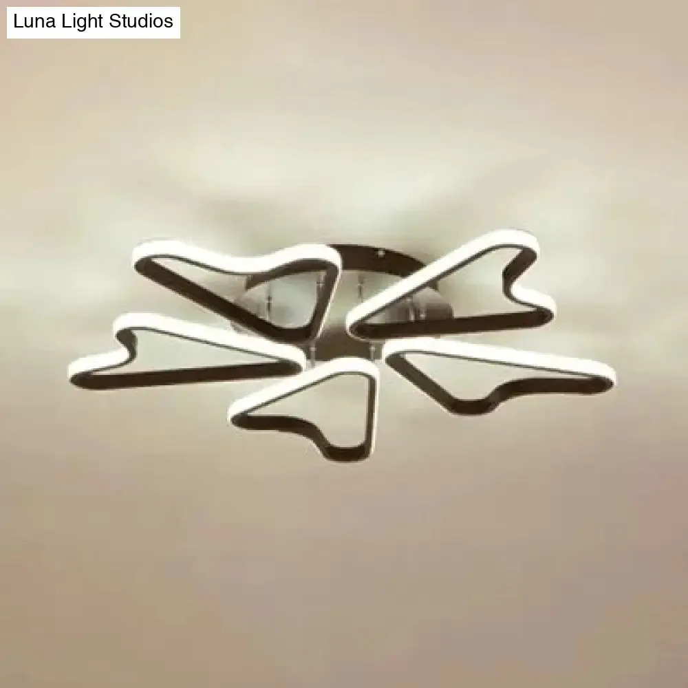 Horn-Shaped LED Ceiling Lamp for Modern Child Bedroom, Made of Acrylic