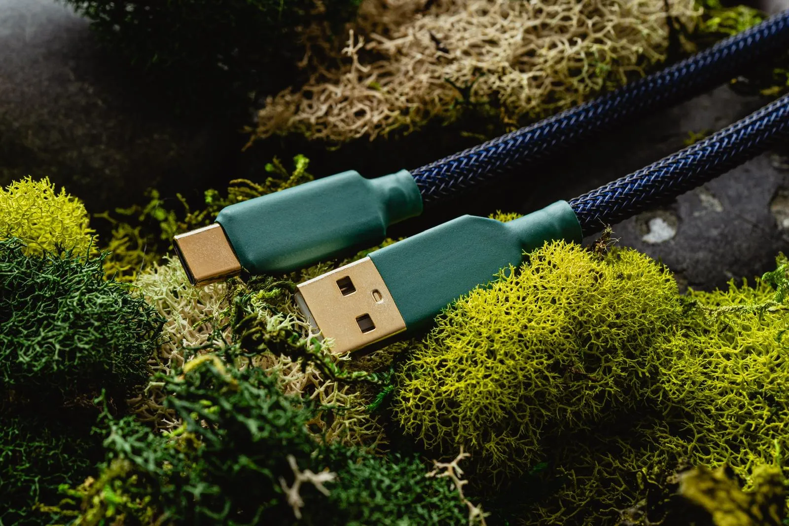 kfaPBT Forest Watcher Keycaps by KFA X Captain Sterling