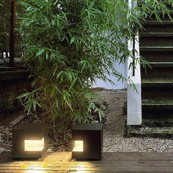 Modern LED Lawn Light Outdoor