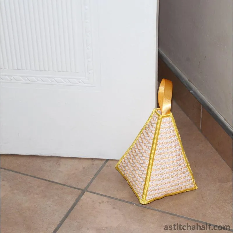 Pyramid Door Stop Checkered Lace