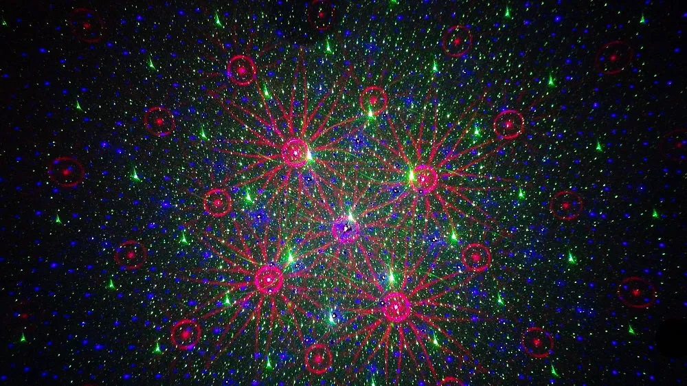 SL-37 - RGB Moving 18 Pattern Laser Christmas Light -2nd GEN v2