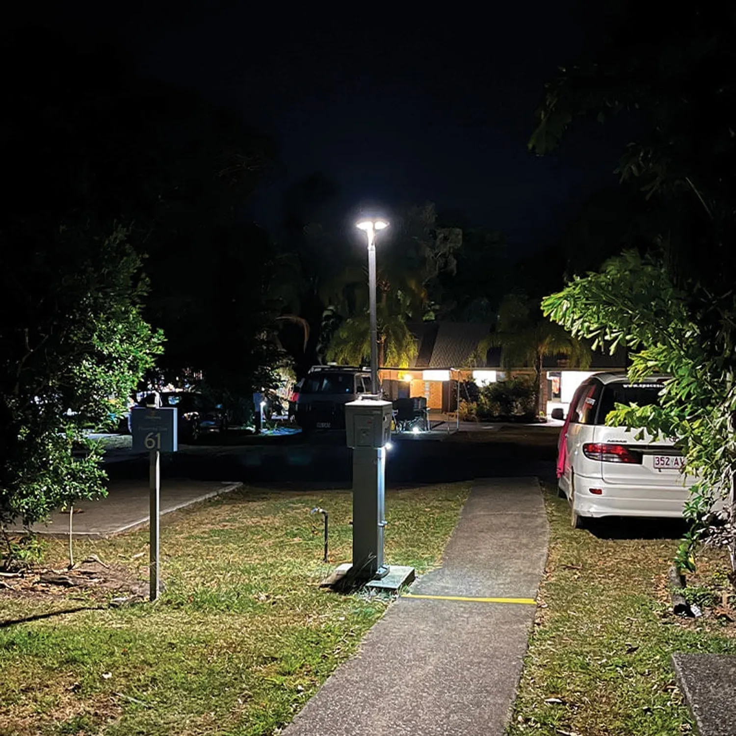 Solar LED Garden Post Light with PIR Sensor