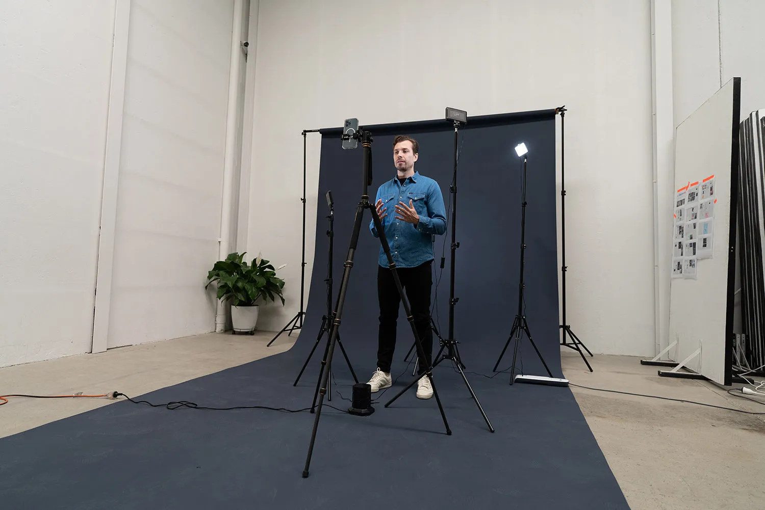 'Starter Video Package' Vlogging Audition Self Tape Streaming Lighting Kit - Bundle