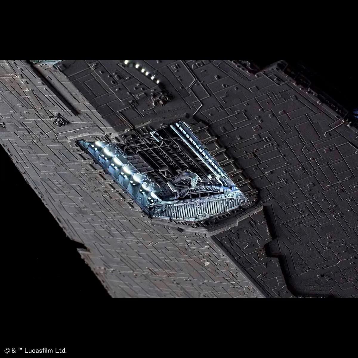 SW - Star Destroyer (Lighting Model) 1/5000