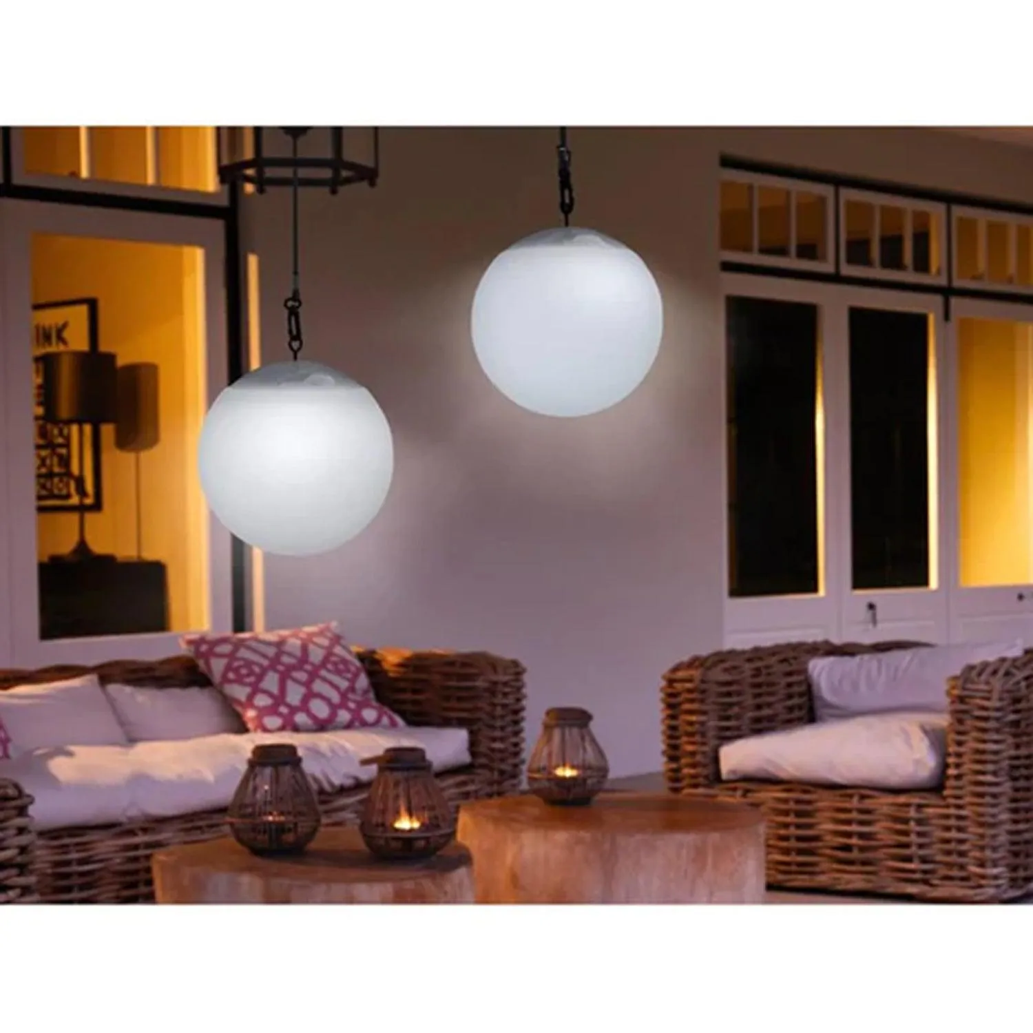 Transform Your Outdoor Oasis with the LED Hanging Ball - Solar and DC Powered, 16 Colours