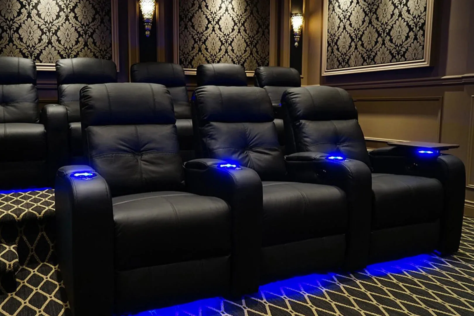Valencia Verona Leather Home Theater Seating Row of 5, Black